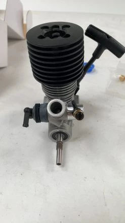 SH 21 Nitro Gas Engine *Brand New* For 1/8th Scale Mad-NitroGasEngine-SH21